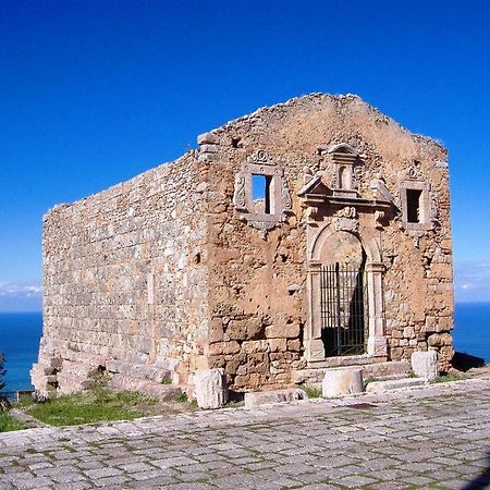 Casa Vacanza Pedala Villa San Marco d'Alunzio Bagian luar foto